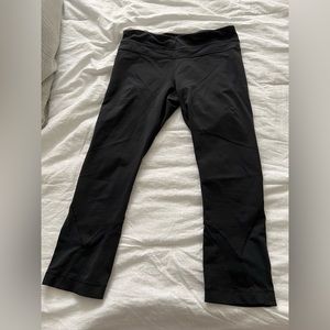 Lululemon size 6 leggings